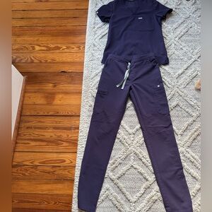 Figs Womens Deep Purple outfit.